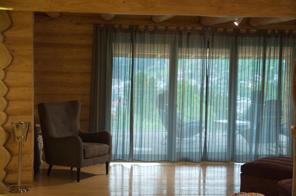 Cabana Deac - Luxury Chalet Vatra Dornei Quarto foto