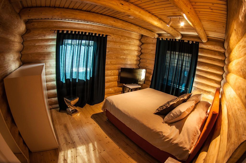 Cabana Deac - Luxury Chalet Vatra Dornei Quarto foto